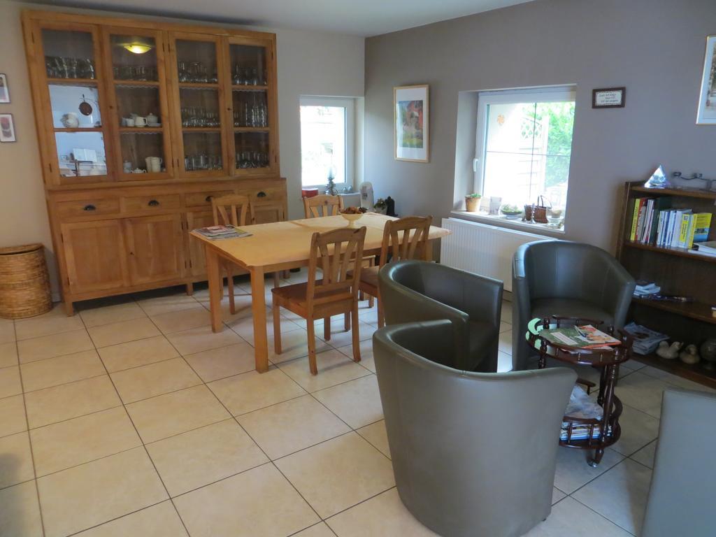 De Aventurijn Bed & Breakfast Riemst Eksteriør bilde